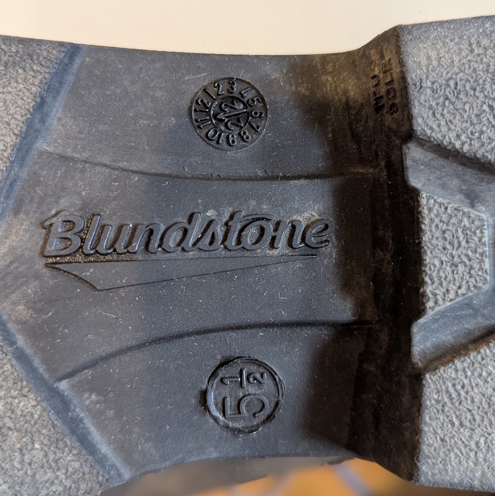 Blundstone Women's Originals - Lace up - US 8.5 - Picture 5 of 6